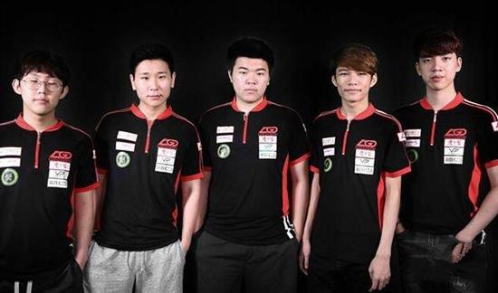 尤其在比赛 尤其在比赛