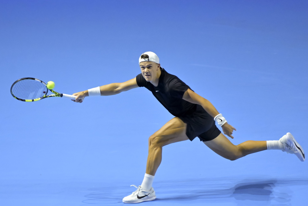 他曾效力于 他曾效力于